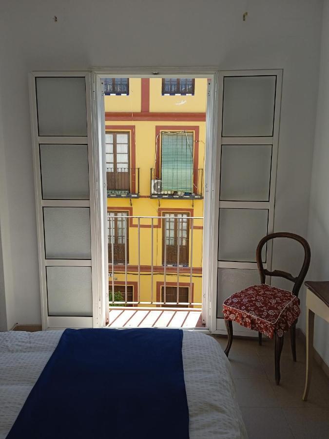 Apartamento Casco Antiguo Exterior Unico En Segunda Planta En Un Edificio De De Dos Plantas Sevilla Kültér fotó
